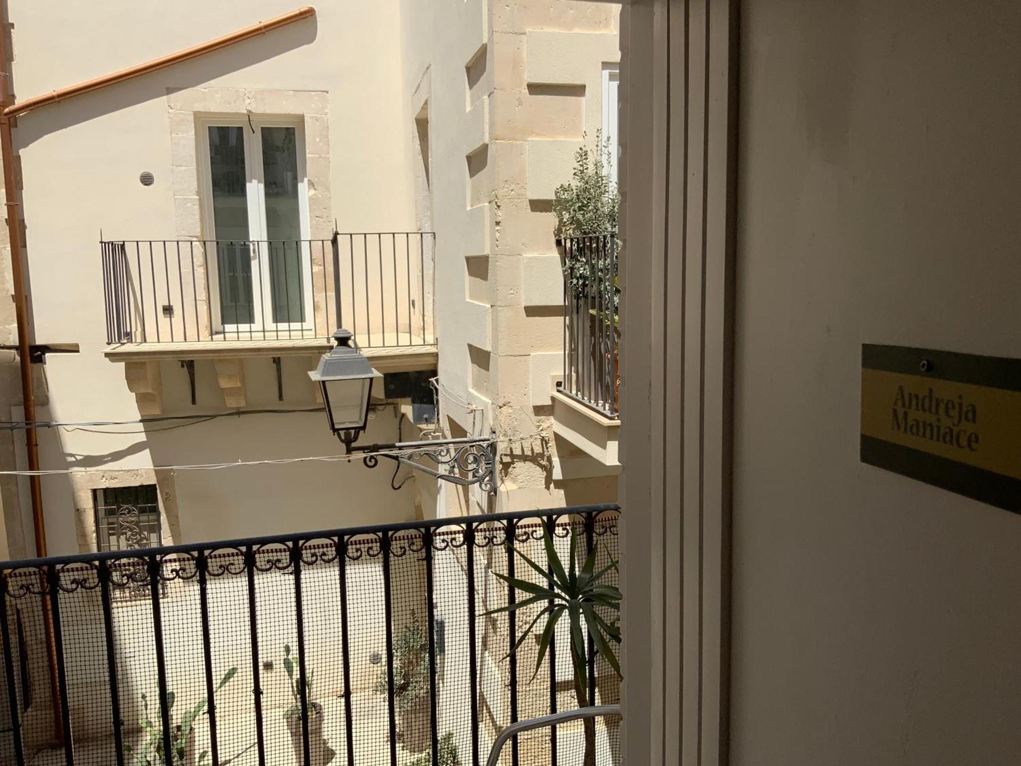 Apartament Andreja Maniace Syrakuzy Zewnętrze zdjęcie